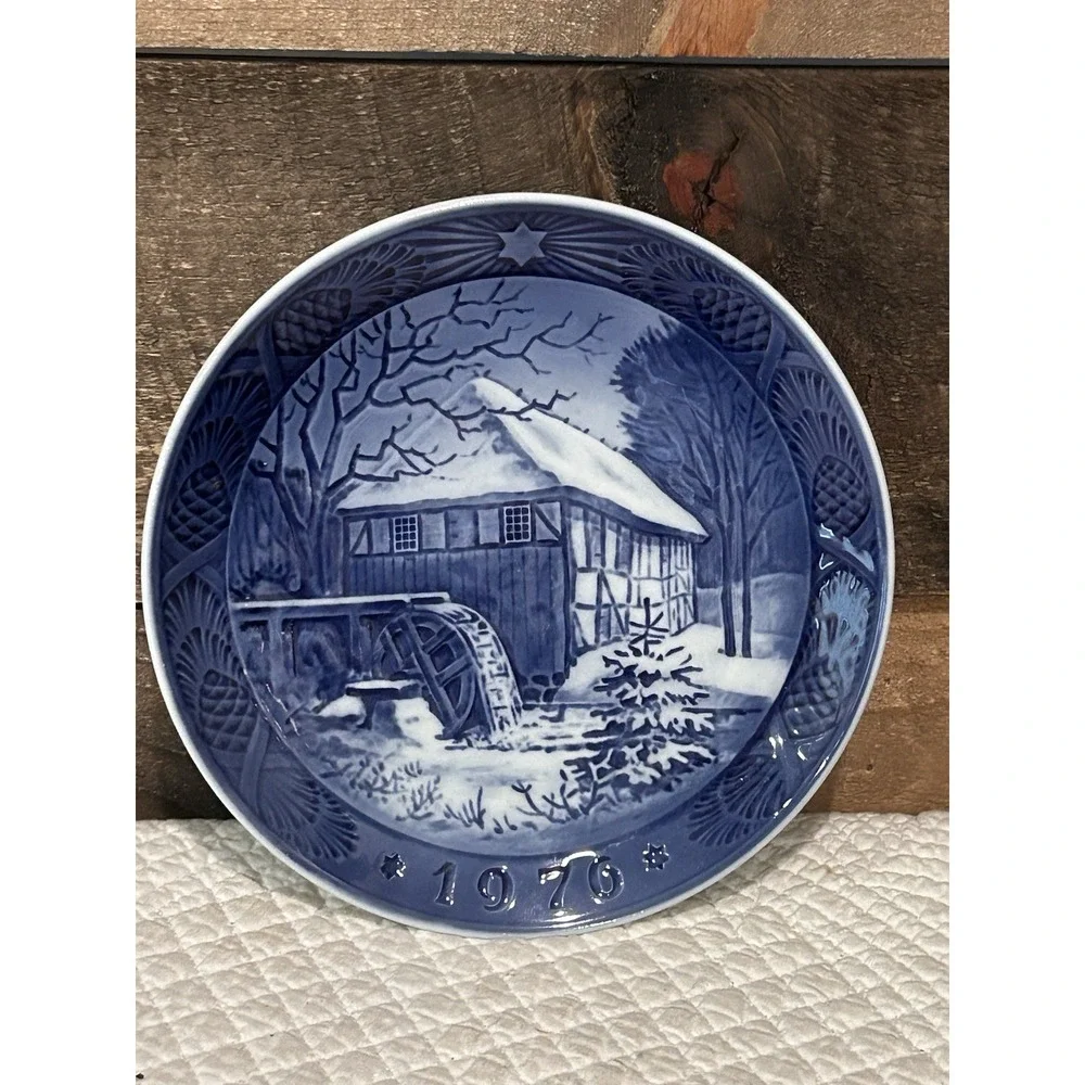 Royal Copenhagen 1976 royal